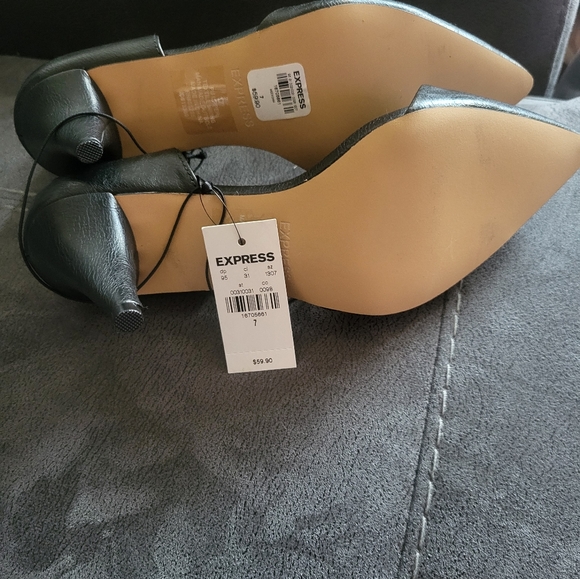 Express Black heels sz 7 - Picture 2 of 6